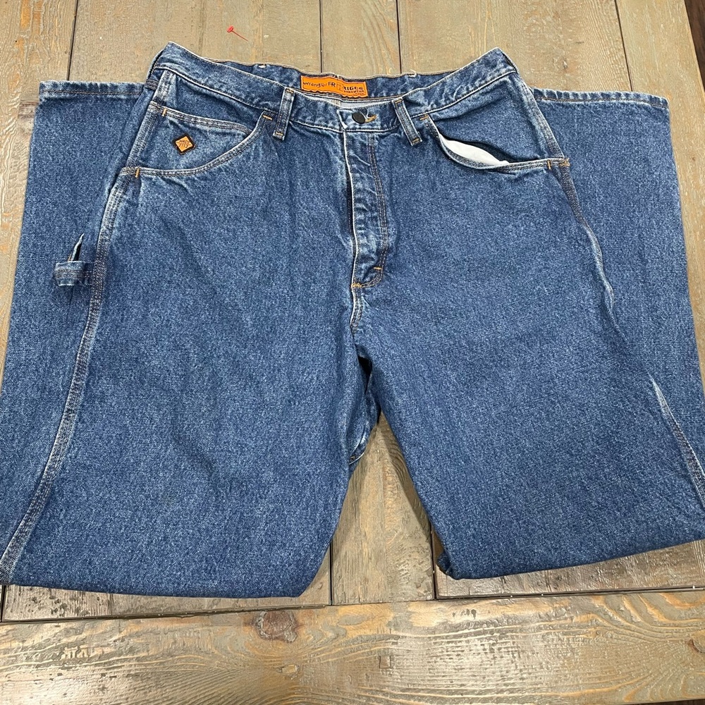 Wrangler Riggs workwear Flame Resistant Relaxed Fit Jeans - Picture 2 of 8